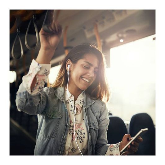 TNB SWEET oordopjes wit + microfoon