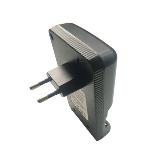 Chargeur TECH MOBILITY 4 piles