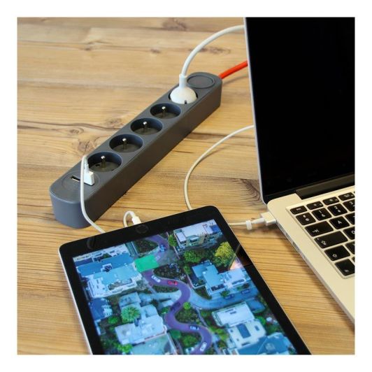 Chacon Stekkerdoos 5-voudig + 2x USB-A – 1,5m kabel