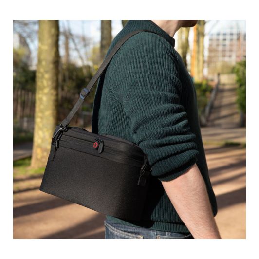 Hoes KONIX Smart carry bag voor Switch 2
